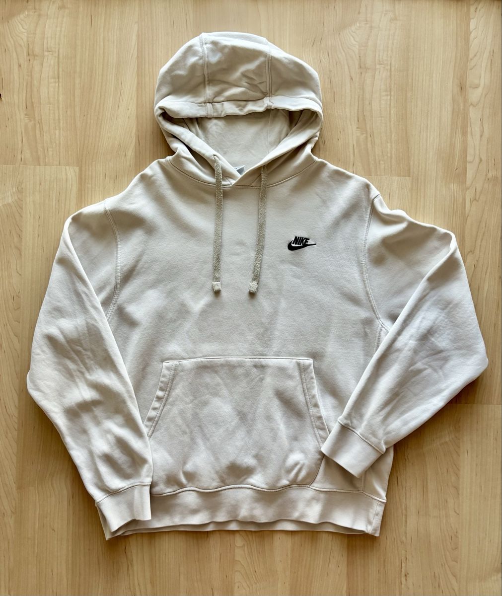 Nike Maglioni & Felpe: Sweat Nike S beige – Usato da Denens venduto da RomainSecondeMain 1