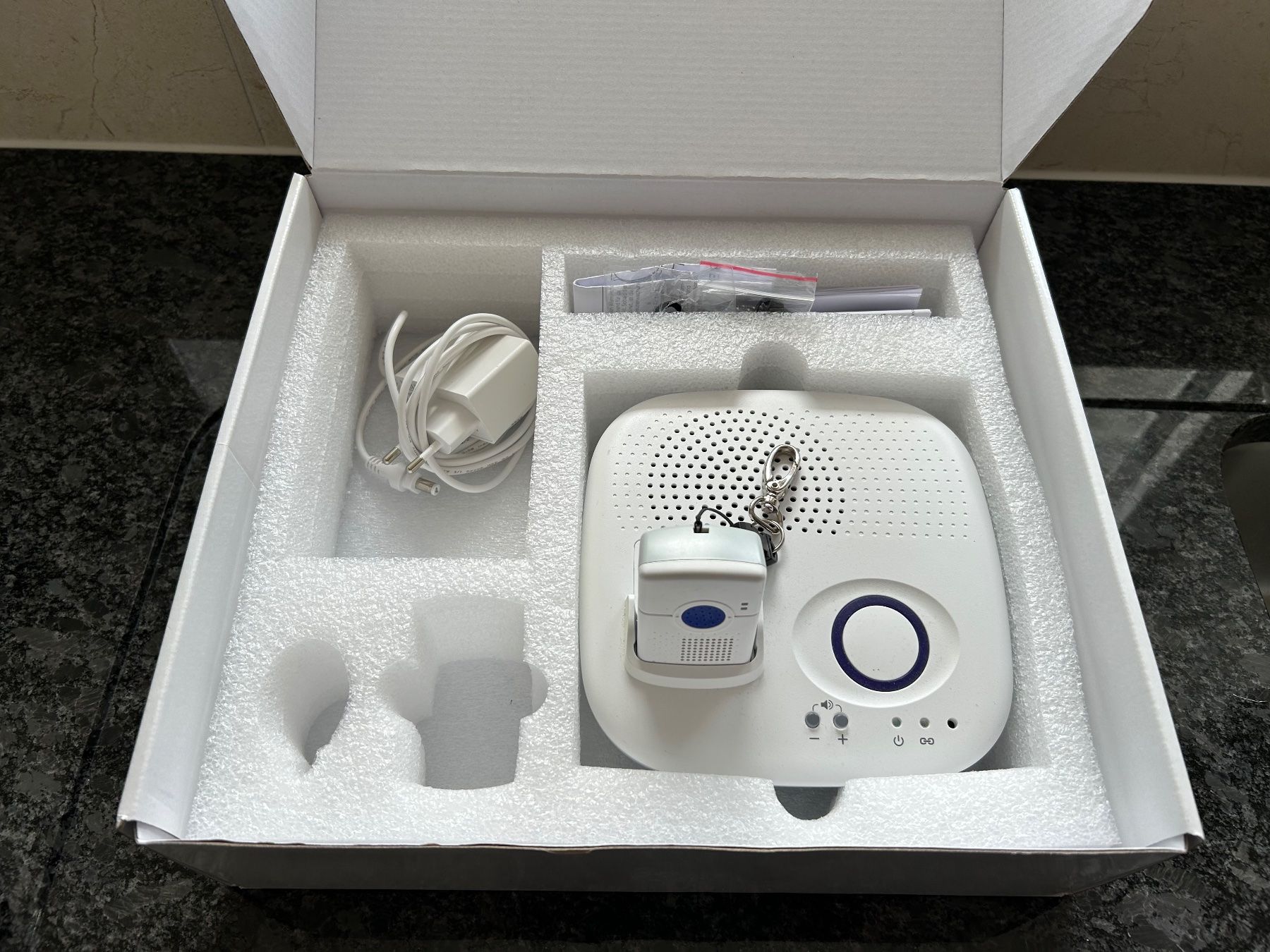 SmartLife Care Sistemi d'allarme: Notruf-System von SmartLife Care – Usato da Wängi venduto da Argon180 1