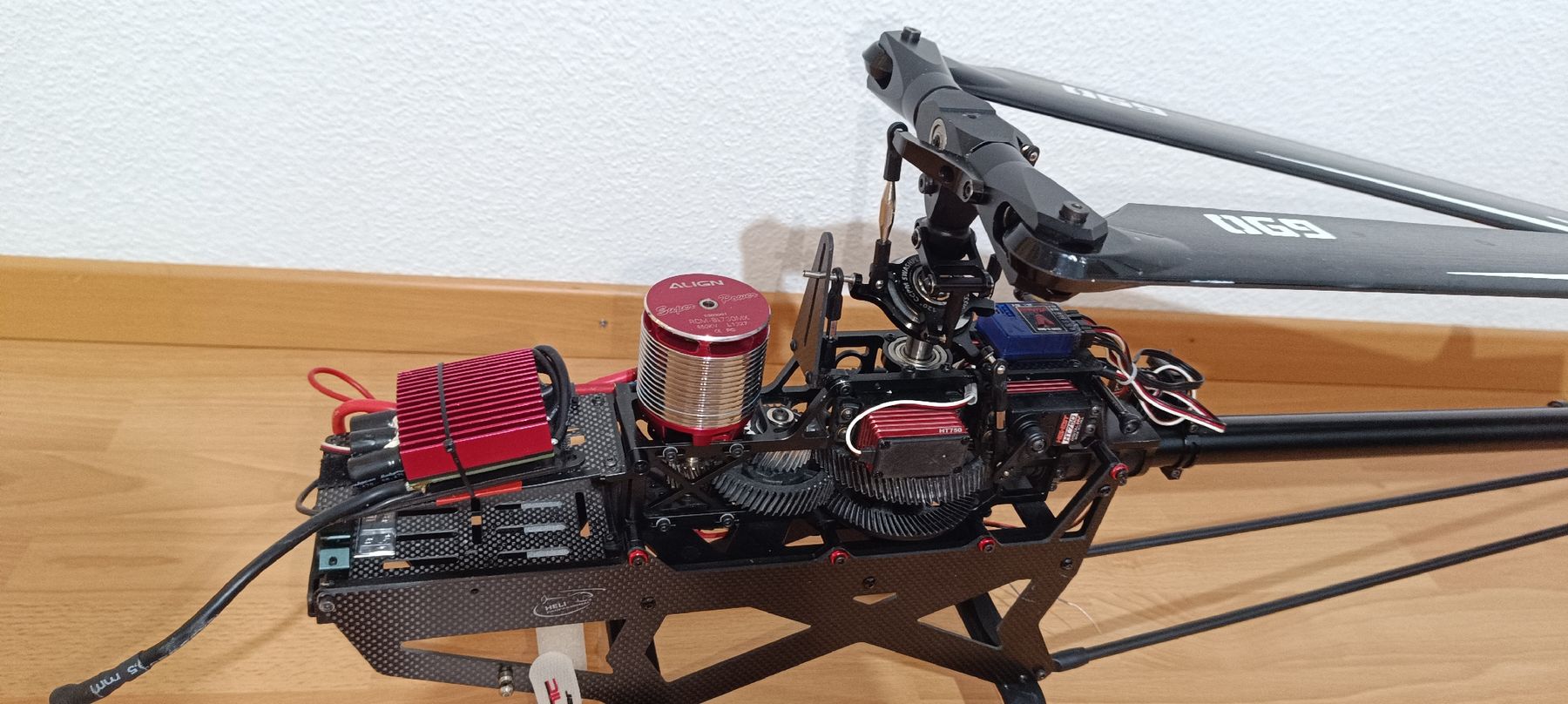 Heli-Professional Modellismo RC: Soxos DB7 700 Heli 6 S – Usato da Lausen venduto da Trex700dfc 4