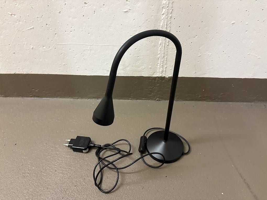 Lampade: Tischlampe schwarz Ikea – Usato da birr venduto da vde_6522 1