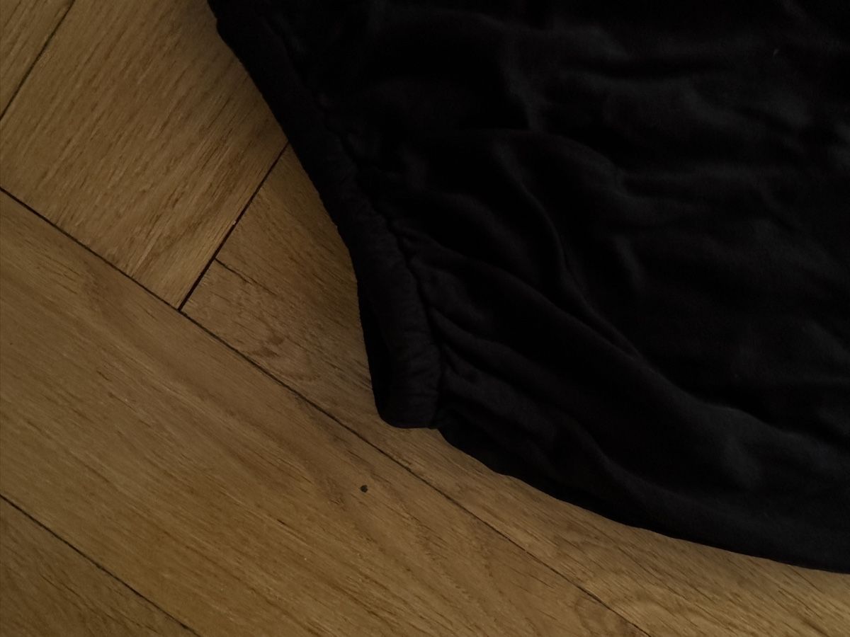 Arket Pantaloni: Schwarze Trackpants Arket – Usato da Zürich venduto da Zisi7 3