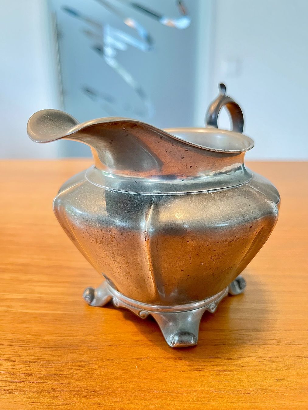 Caraffe: Zinnkrug 15x11x8cm – Usato da Mont sur Rolle venduto da uttin 3