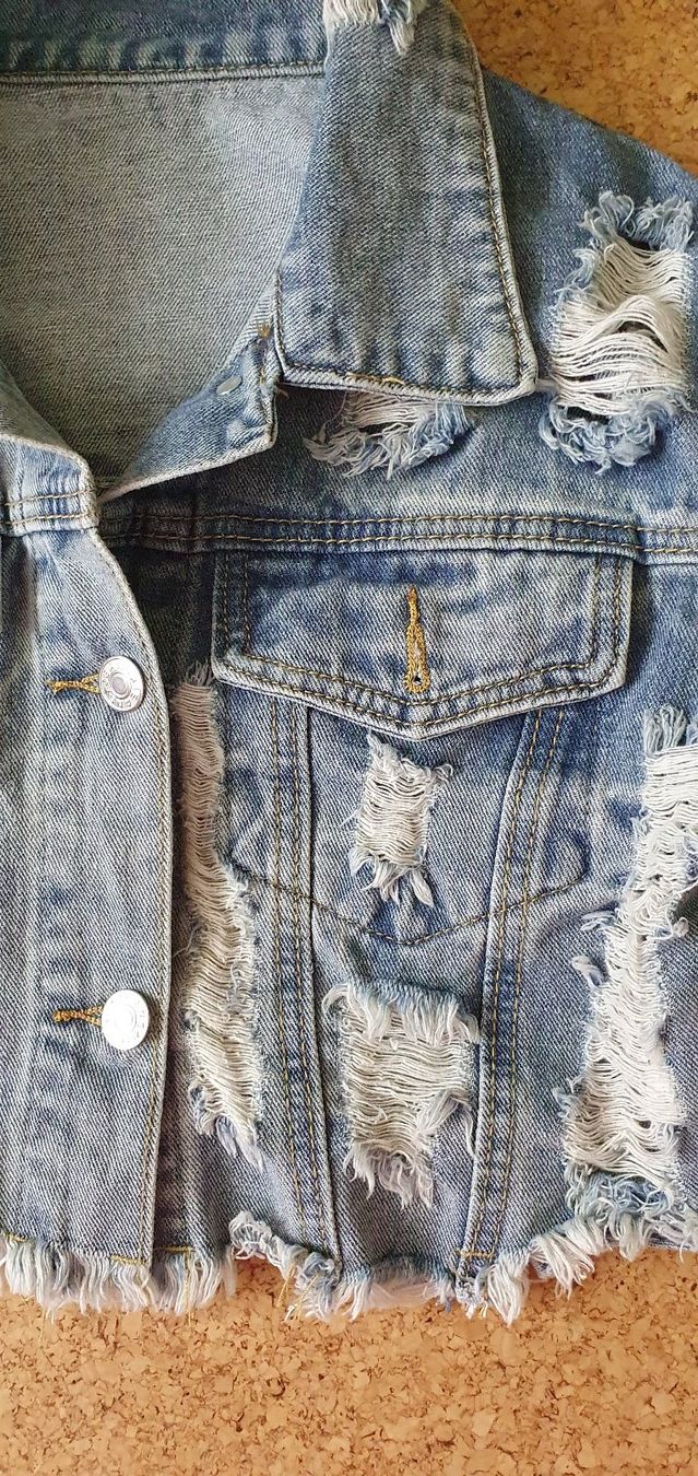 Shein Altro abbigliamento per bambina: Kurze Jeansweste, Gr. XS – Nuovo (secondo la descrizione) da Unterentfelden venduto da LookoutMt 4