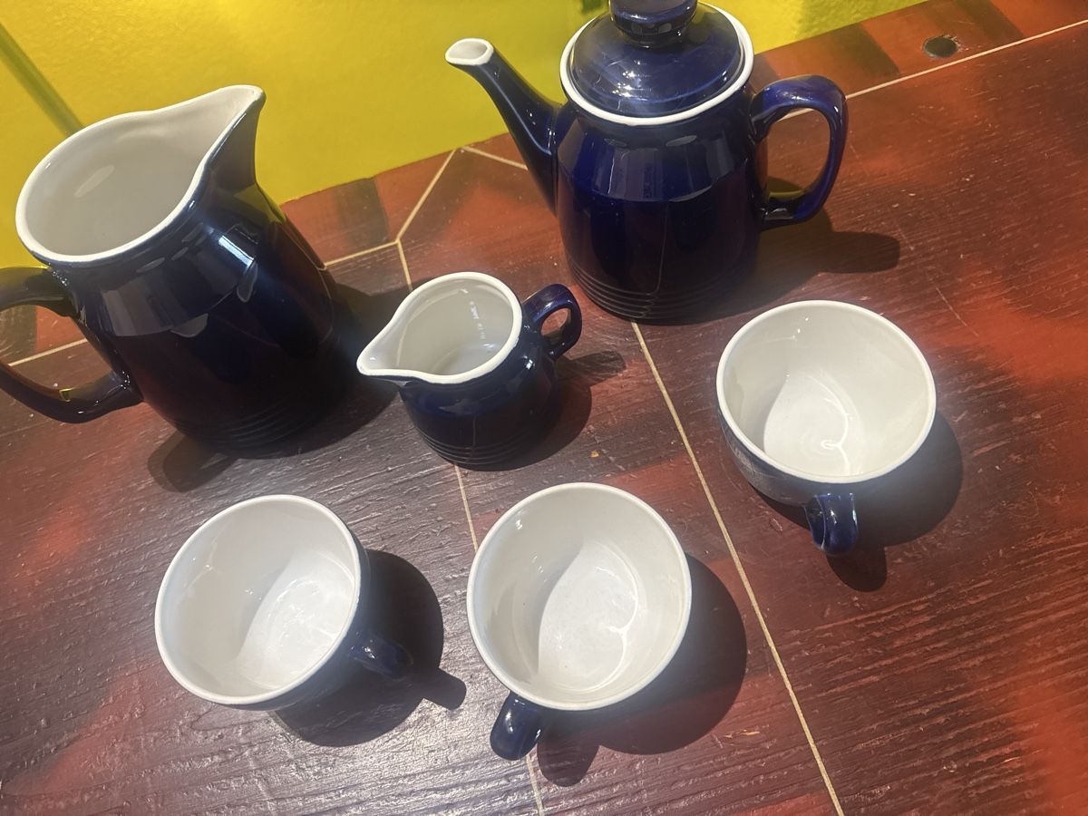 Services de table: Porzellan Set – D'occasion à Horriwil par Carrera68 1