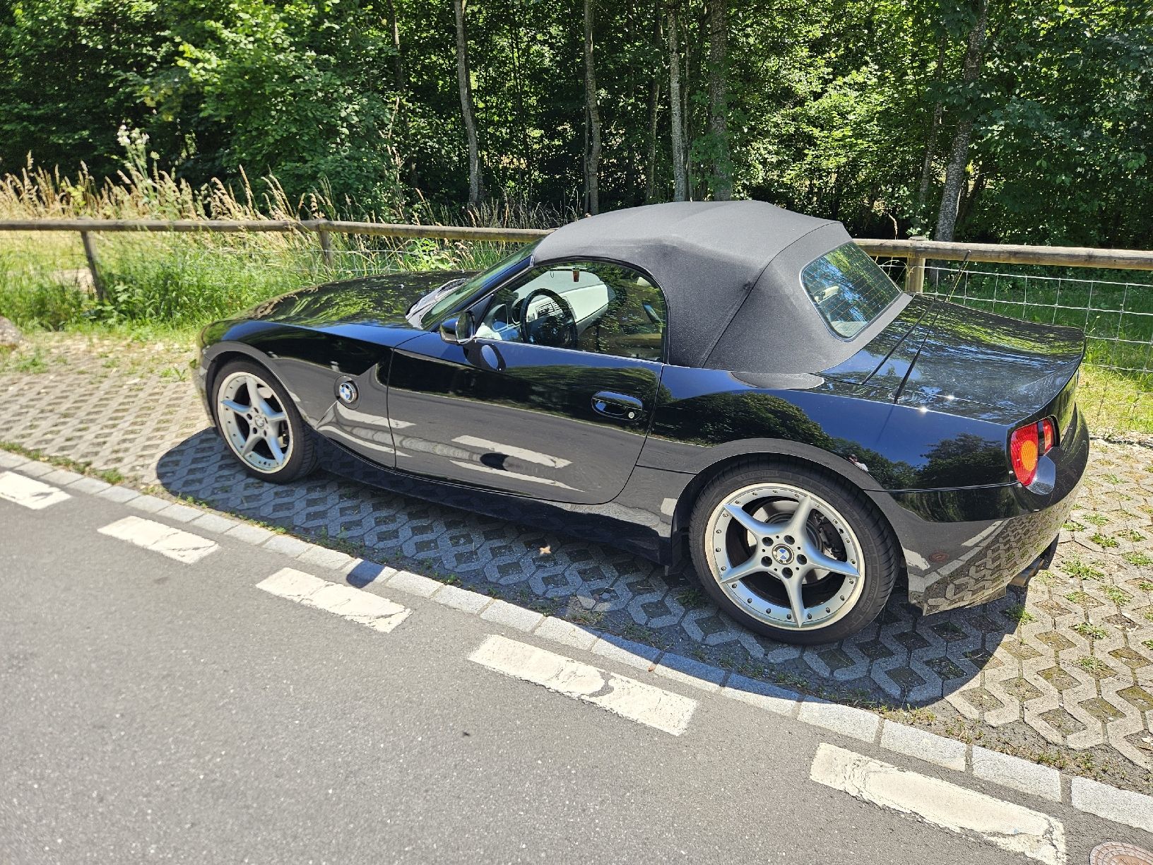 BMW Autos: BMW Z4 3.0i – Gebraucht aus Wetzikon ZH von reimann1994