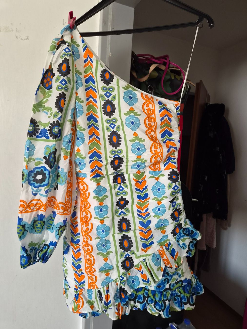 Mango Vestiti: Mango buntes Kleid Gr. S – Usato da Frenkendorf venduto da Chrigeli01
