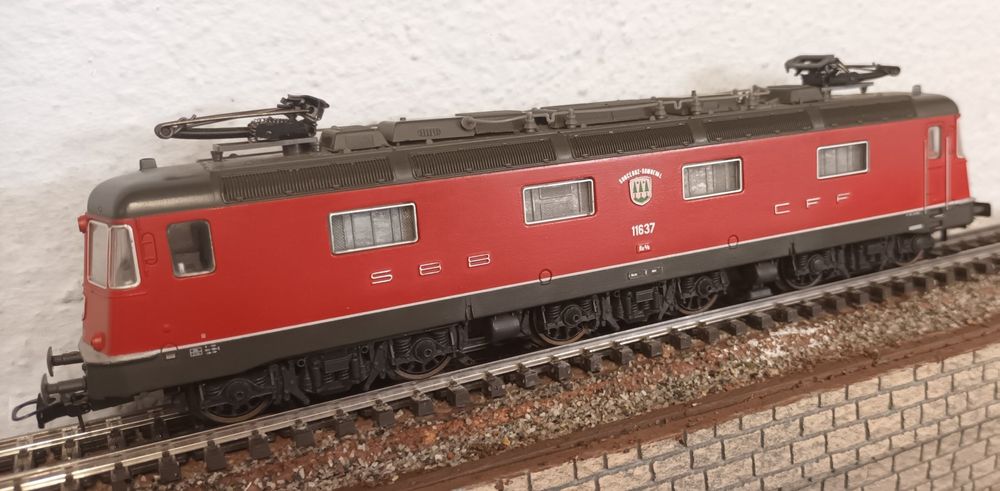 Locomotive Lima, Marquage SNCF 501 Tare 211 Frein W