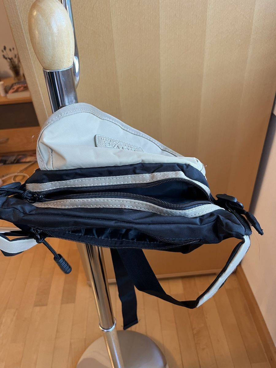 Borse: Bauchtasche – Nuovo (secondo la descrizione) da Basel venduto da cat_25m7 2