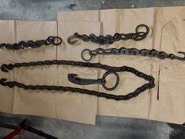 Riiiesige Eisenketten mit Haken und Ringen Konvolut