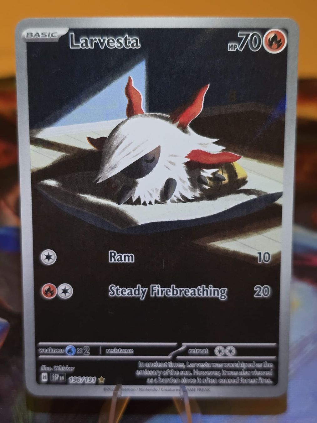 Pokémon Carte collezionabili: Larvesta (SSP 196) – Usato da Lenzburg venduto da AkuyakuTCG