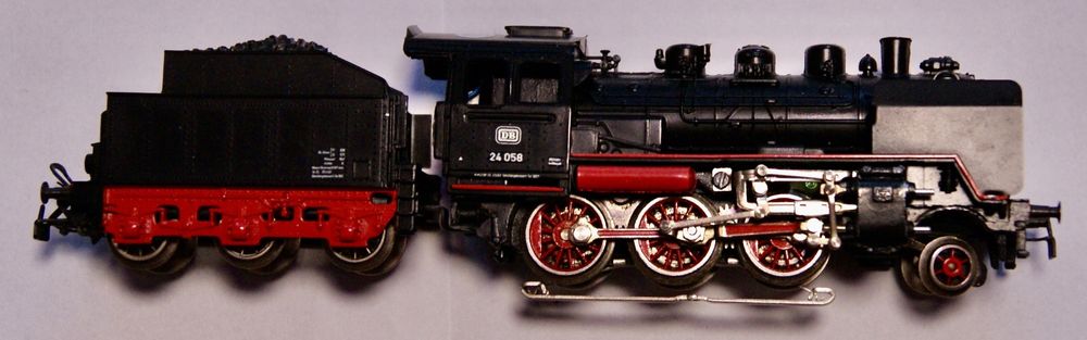 Märklin Trains électriques: Locomotive digitale Marklin 24 058 – D'occasion à Morrens VD par alain50
