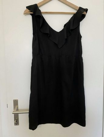 SCHWARZES KLEID GRÖSSE S
