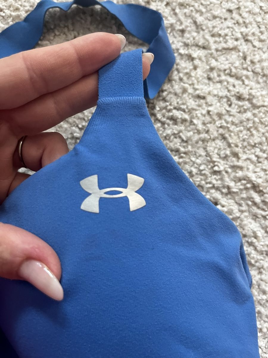 Under Armour Altra biancheria intima: Under Armour Sport BH, Blau, Grösse M – Usato da Horgen venduto da adrigas