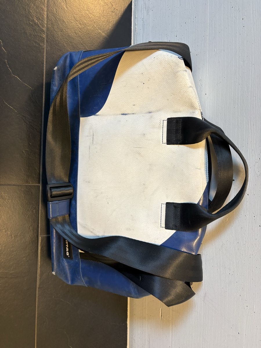 Freitag Borse: Freitag Laptop Tasche  – Usato da Embrach venduto da jacqui01 1