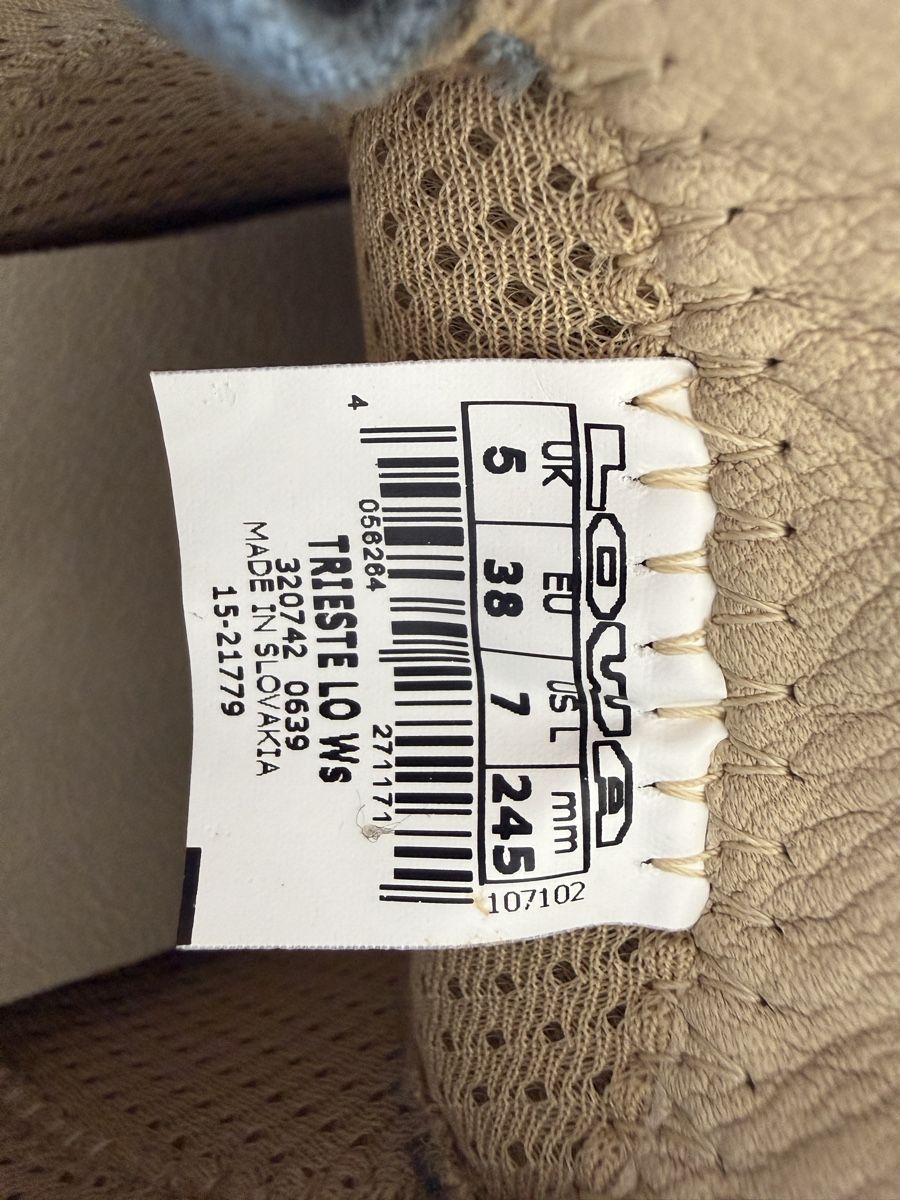 Lowa Chaussures femmes: Lowa hellblaugrau Gr 38 – D'occasion à Zürich par Glila 7