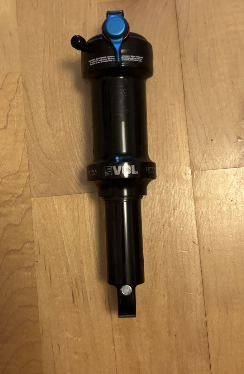Fox Pièces détachées: Fox Float Evol Dämpfer 200x51  – D'occasion à Basel par a.dent