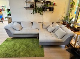 Grosses Sofa mit Stauraum
