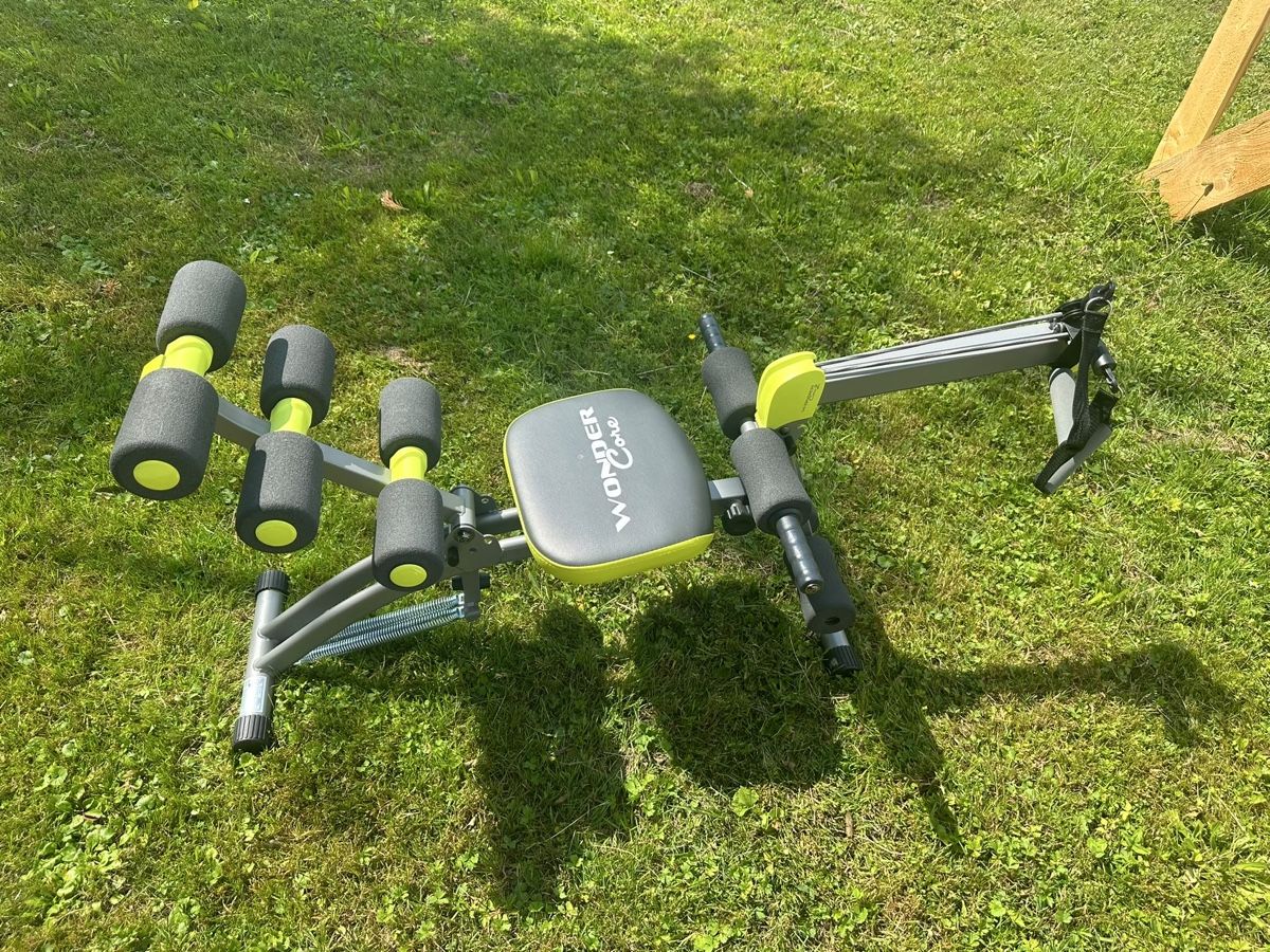 Hometrainer: Wonder Core Bauchtrainer ab 1.- ! – Gebraucht aus Escholzmatt von SwissToppsTrade