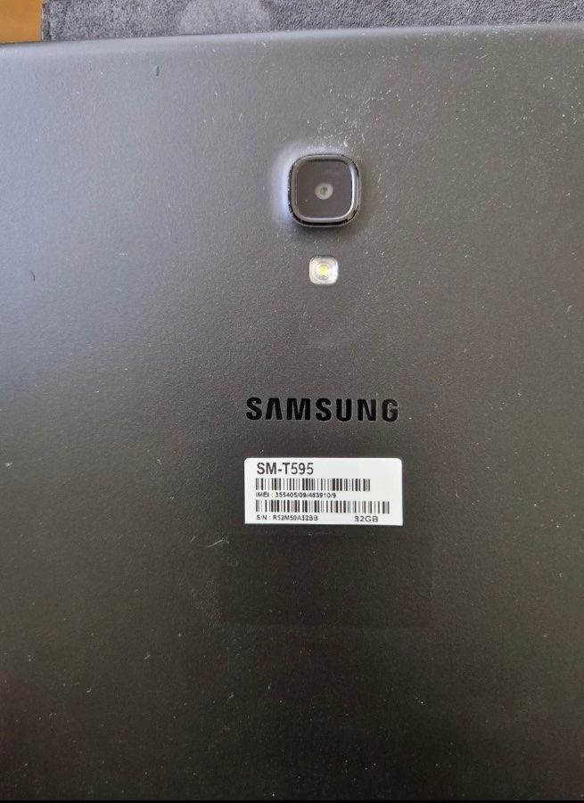 Samsung Tablet PC: Samsung Tab A T595 32GB mit Hülle – Gebraucht aus Bern von poo_b5qk 3