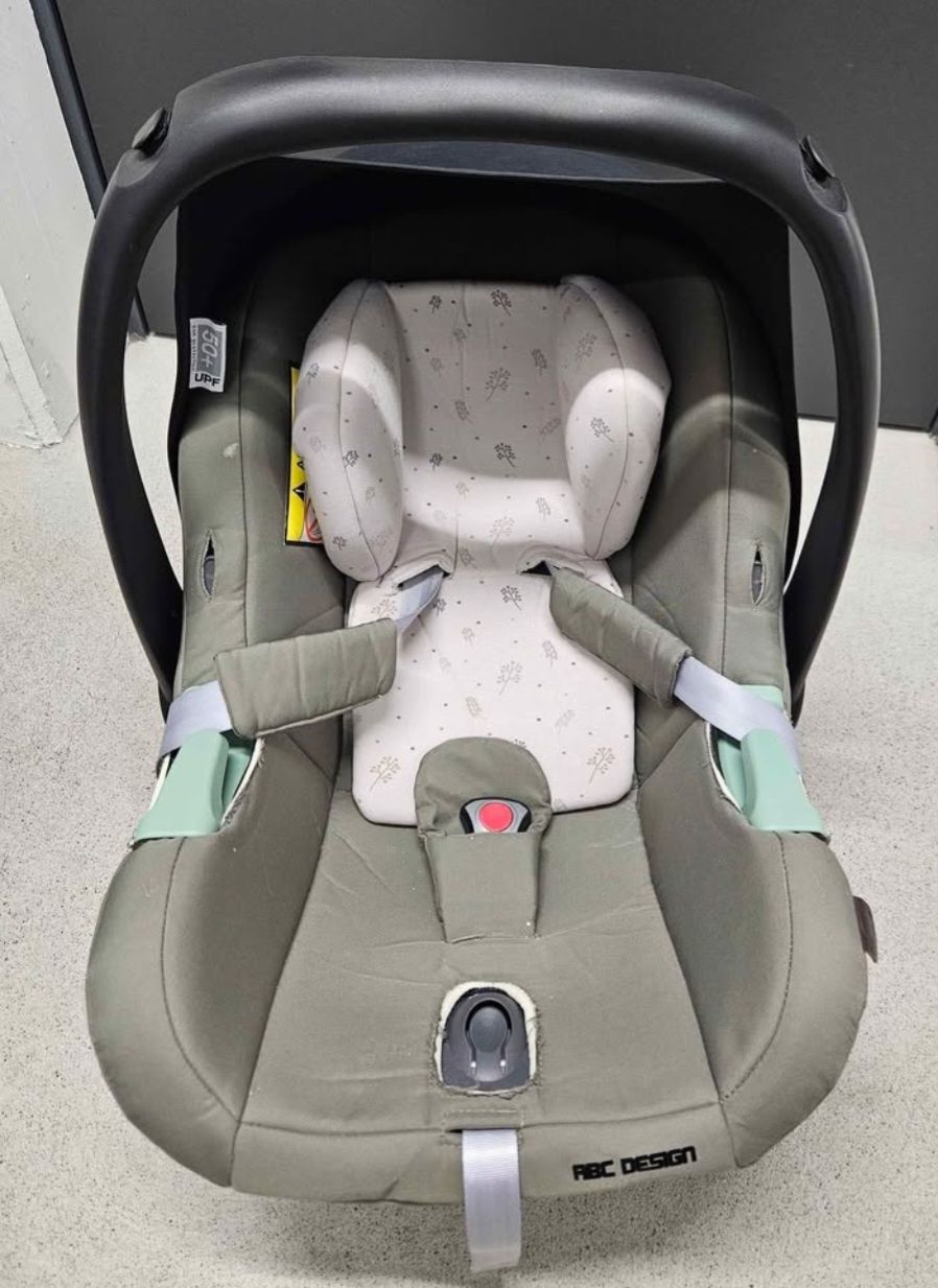 Porte-bébés ventraux & dorsaux: ABC Babyschale Tulip i-Size - Nature – D'occasion à Zürich par ska_qj7j