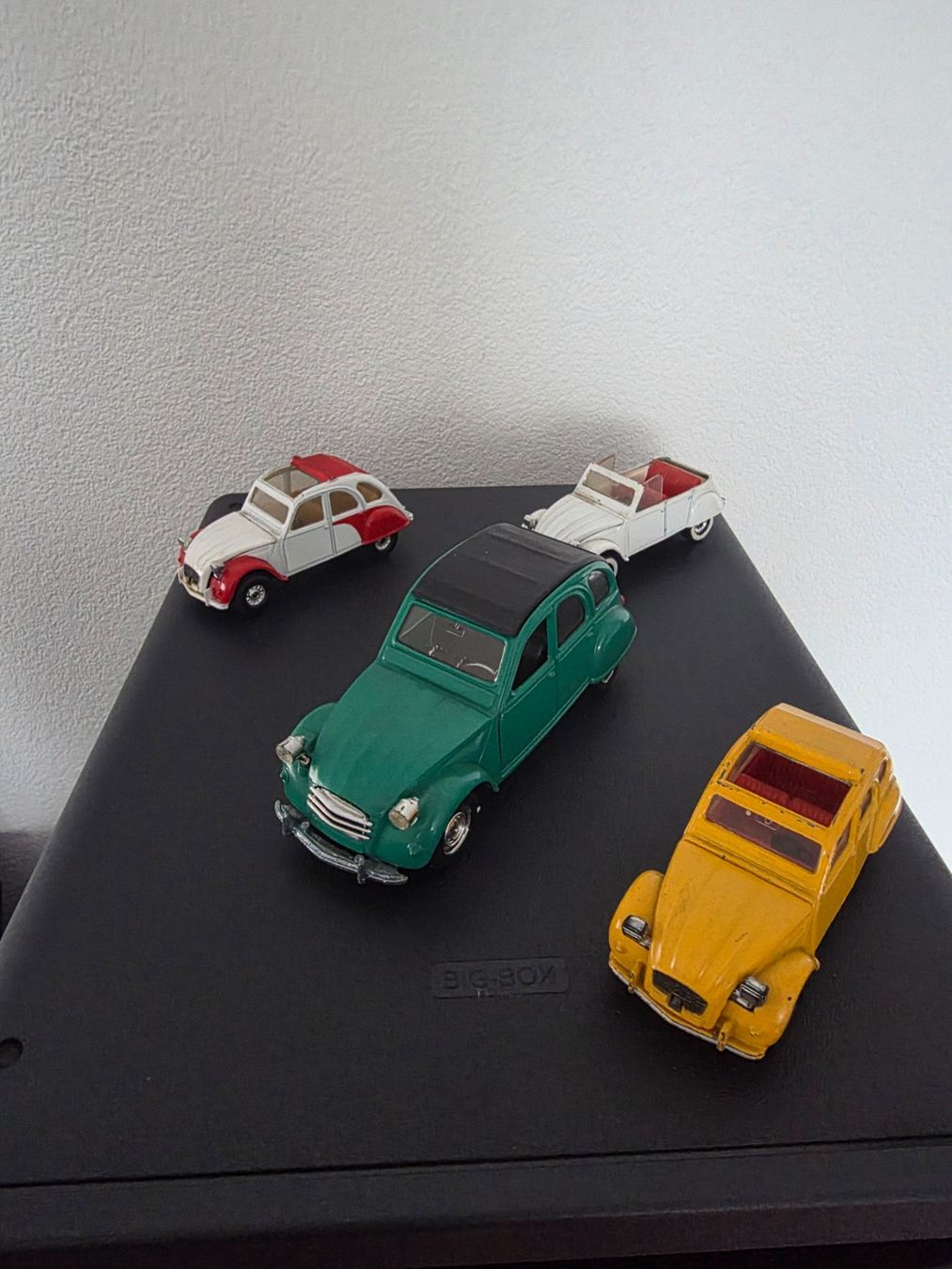 Citroën Modellautos: Vier Modellautos 2CV – Gebraucht aus Urtenen-Schönbühl von LILIE0207 2