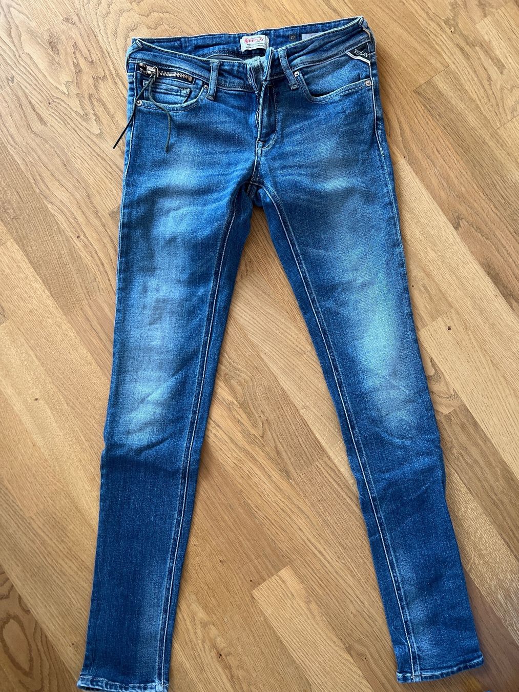 Replay Jeans: Jeans von Replay – Usato da Ins venduto da ann_wp7f