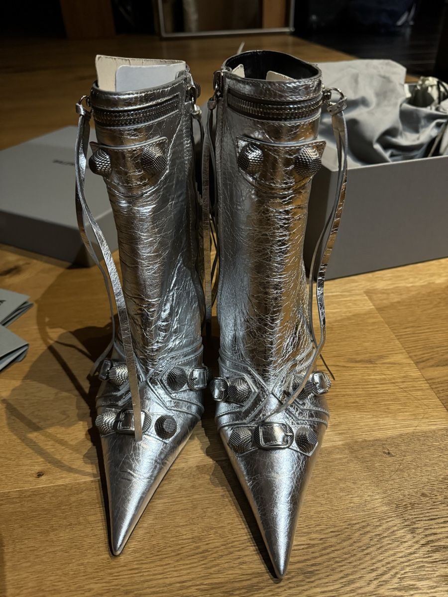 Balenciaga Scarpe da donna: Balenciaga Cagole Stiefeletten – Nuovo e nell'imballaggio originale da Seon venduto da noe_zz6w 3