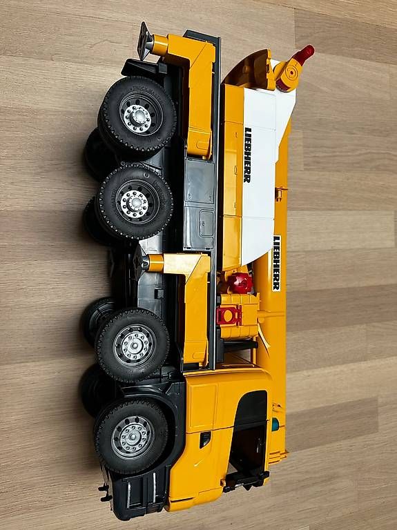 Giocattoli: Spielzeug Kranlastwagen Liebherr – Usato da Deitingen venduto da Bluedgo 1