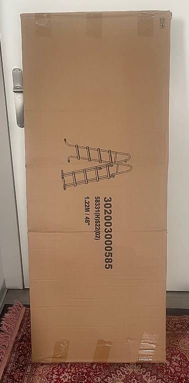 Scale: Echelle Bestway pour piscine horssol – Usato da St-Légier-Chiésaz venduto da refpmeak01