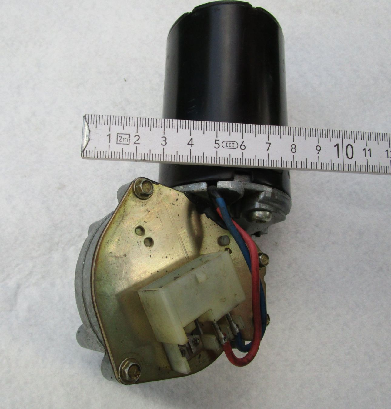 Motori: Getriebemotor 12 Volt DC – Usato da Rapperswil SG venduto da Ralphy 3