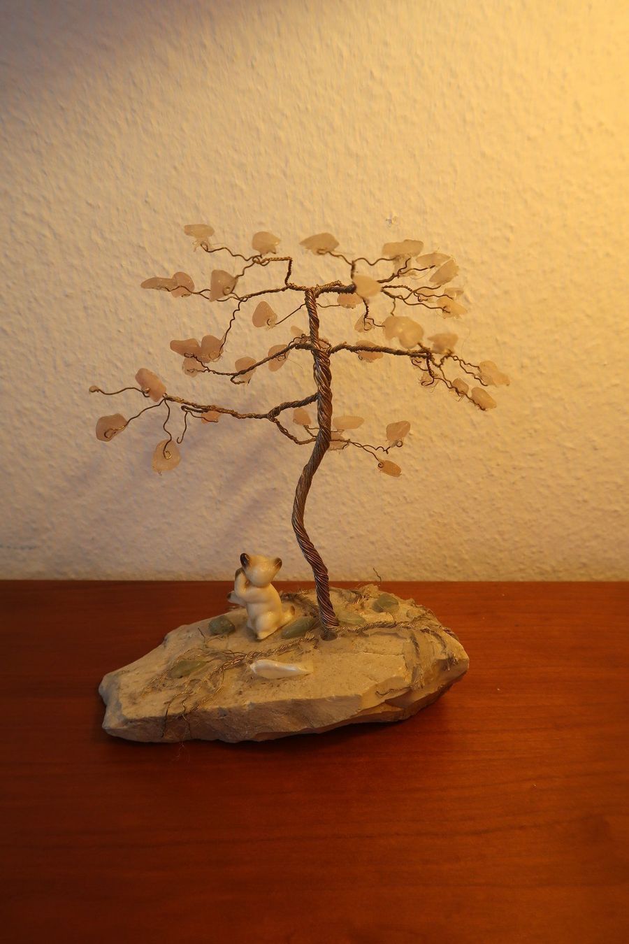 Mineralien & Heilsteine: Baum mit Steinen (Rosenquarz) – Gebraucht aus Erlenbach ZH von milliway_42 2