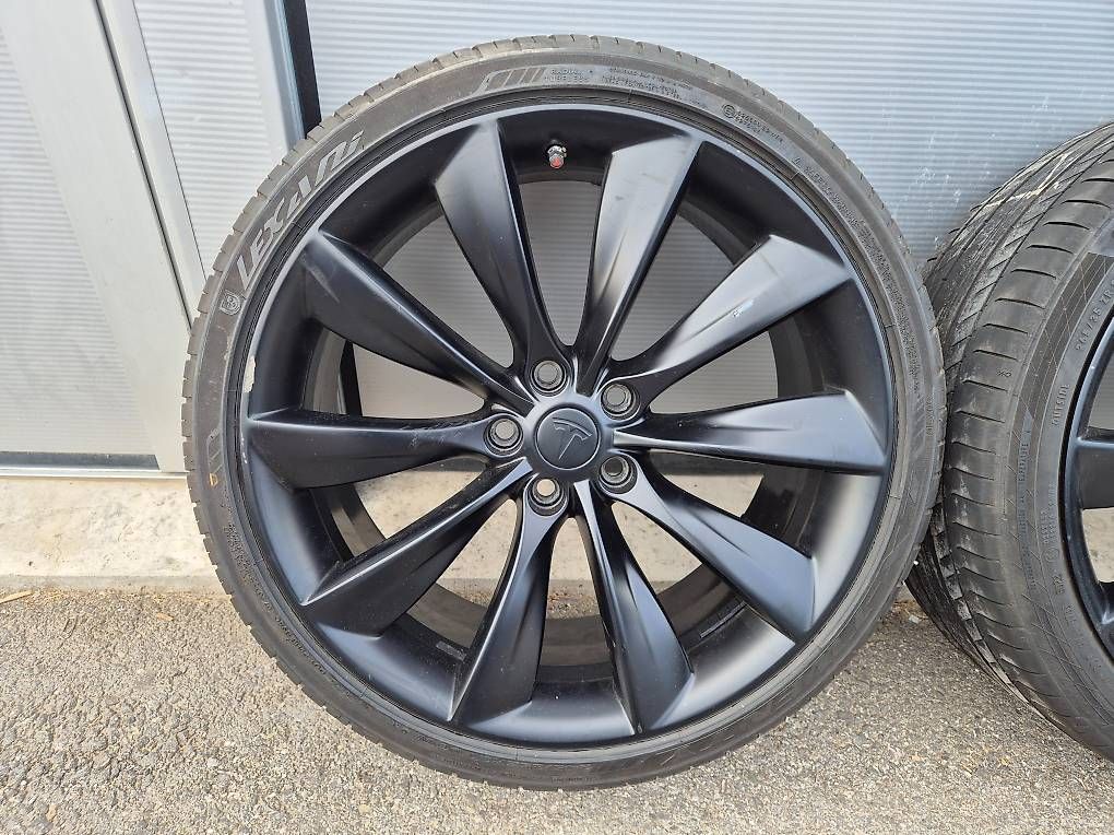 Pneumatici & Ruote complete: Jantes / Roues 21" Tesla Model S – Usato da Bussigny venduto da NoLimiit 1
