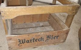 Holzharasse Warteck Bier
