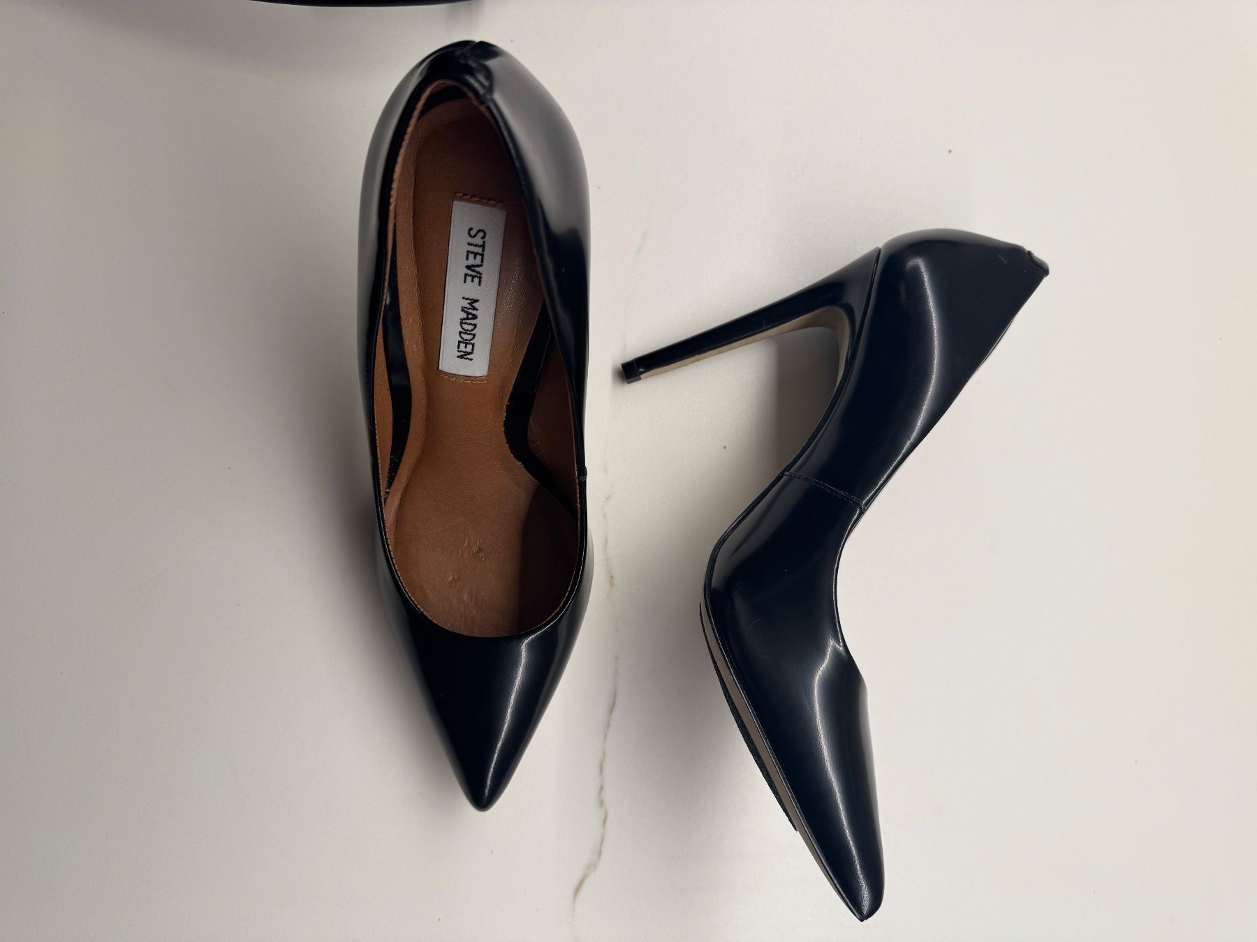 Steve Madden Scarpe da donna: Escarpins noirs vernis Steve Madden taille 40 – Usato da Lausanne venduto da fan_d56k 1