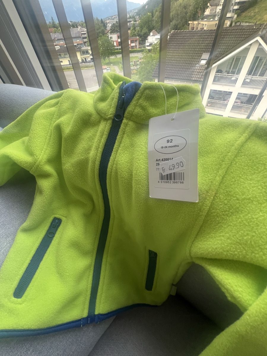 Lotti & Set di vestiti: 16 Teile Marken 92/110 – Nuovo e nell'imballaggio originale da Triesen venduto da Yellow1818 8