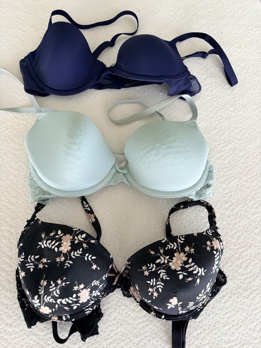 Sonstige Unterwäsche: Lot de soutien-gorge 90A – Gebraucht aus Champlan von Ger77 8