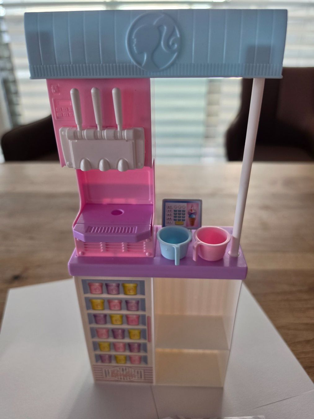 Spielzeuge: Barbie Icecreamshop – Gebraucht aus Hildisrieden von Faye11 1