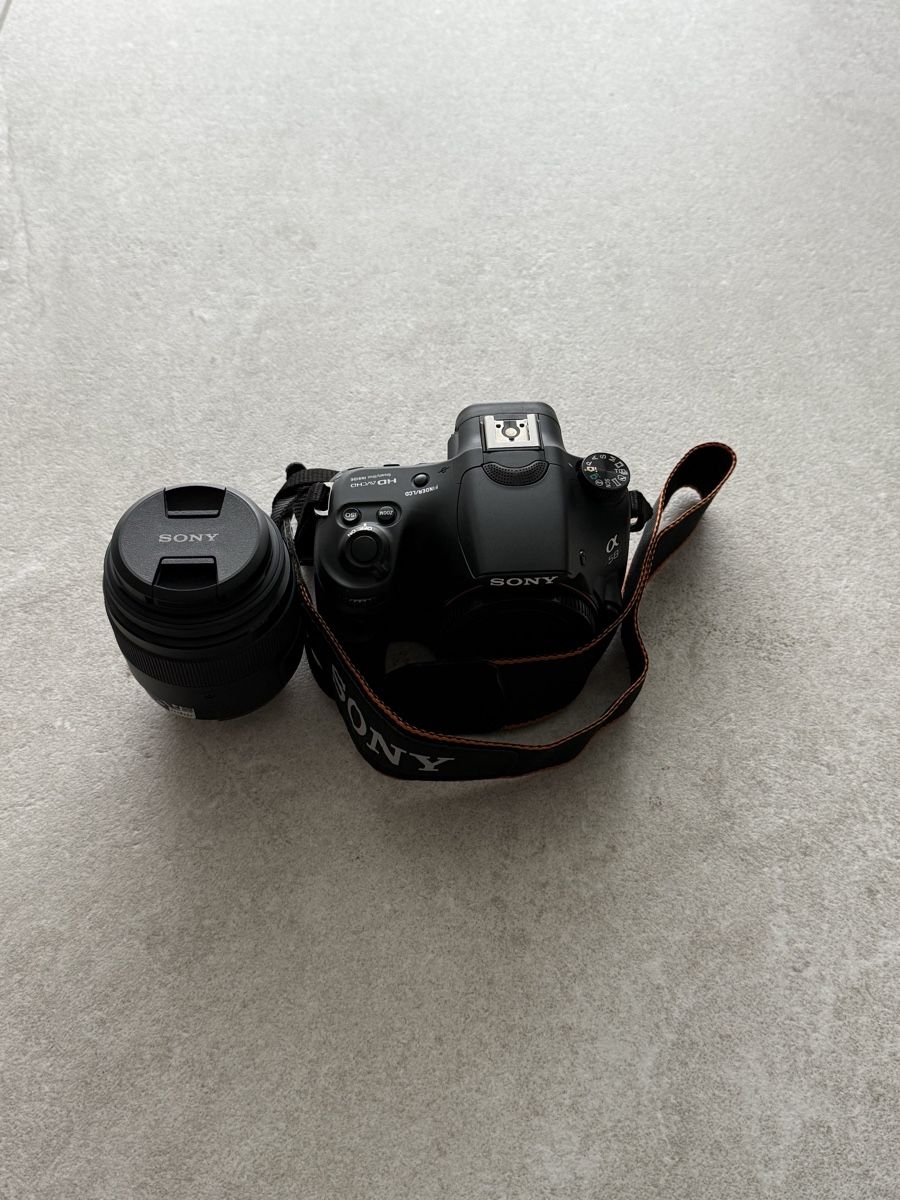 Sony Fotocamera: Sony Alpha DSLRA390 mit Objektiv - Top Zustand! – Usato da Zwingen venduto da A.L_Shop 2