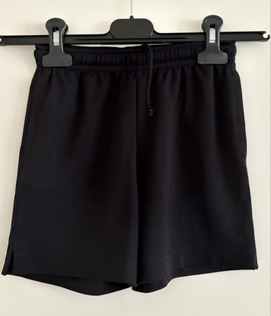 Sportshorts Next, Gr. 110 (Übergrösse, gut für 122)