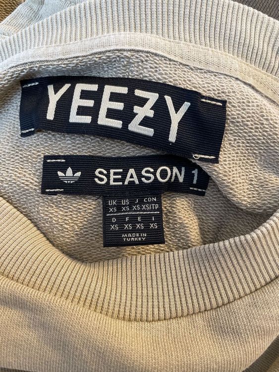 Yeezy Season 1 Short Sleeved Sweater XS Comprare su Ricardo