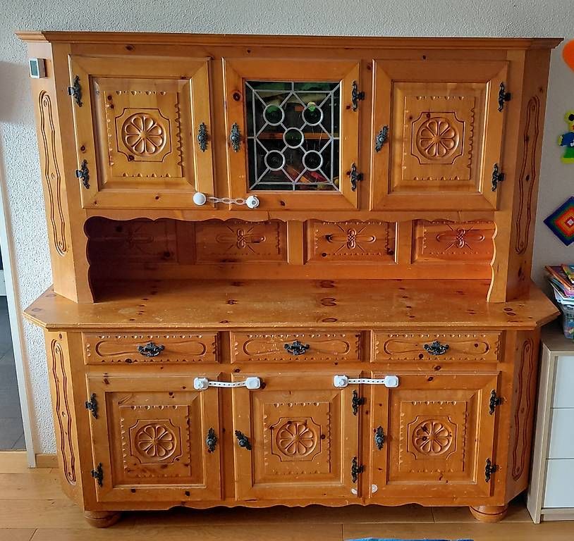 Buffets: Holz Buffet – D'occasion à Bätterkinden par fp87