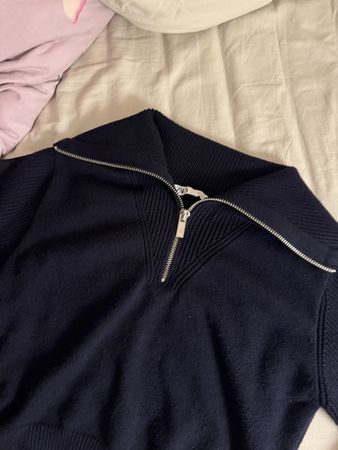 Dunkler Zara Pullover mit Reissverschluss Gr M, wie neu!