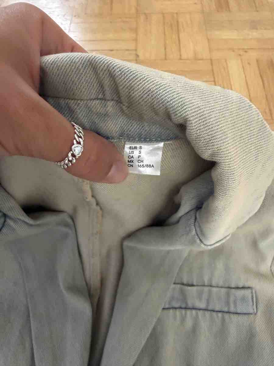H&M Giacche: H&M Blazer in Hellblau Grösse S oversize – Nuovo e nell'imballaggio originale da Würenlos venduto da Style_lounge 2