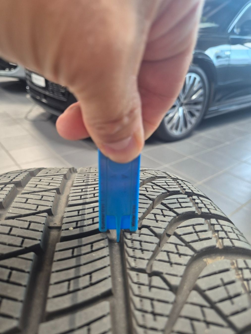 BMW Pneus & Roues: Winterräder 19" iX2 – D'occasion à Winterthur par WEWi-Ersatzteile 4