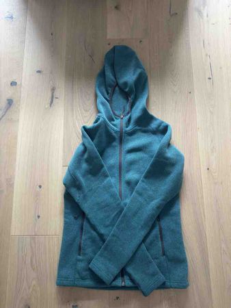 Jacke mit Kapuze von Sherpa, blau, neuwertig