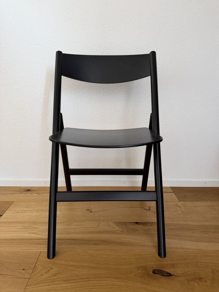 Ikea Chaises: Schwarzer Klappstuhl Zustand gut – D'occasion à St. Gallen par mau_w9wb