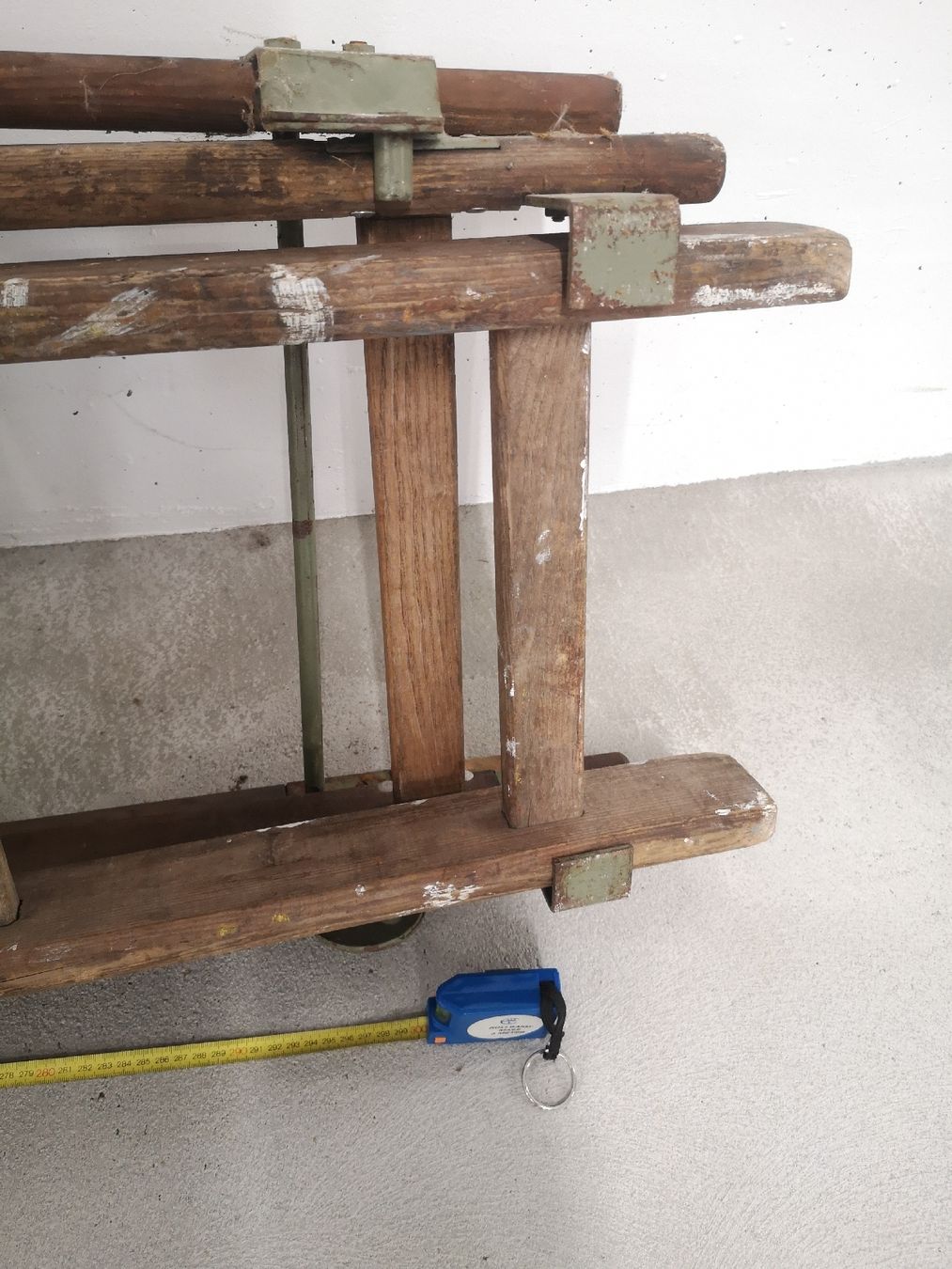 Scale: Antike Dreifach Holzleiter – Usato da Ennetbaden venduto da ACME10 2