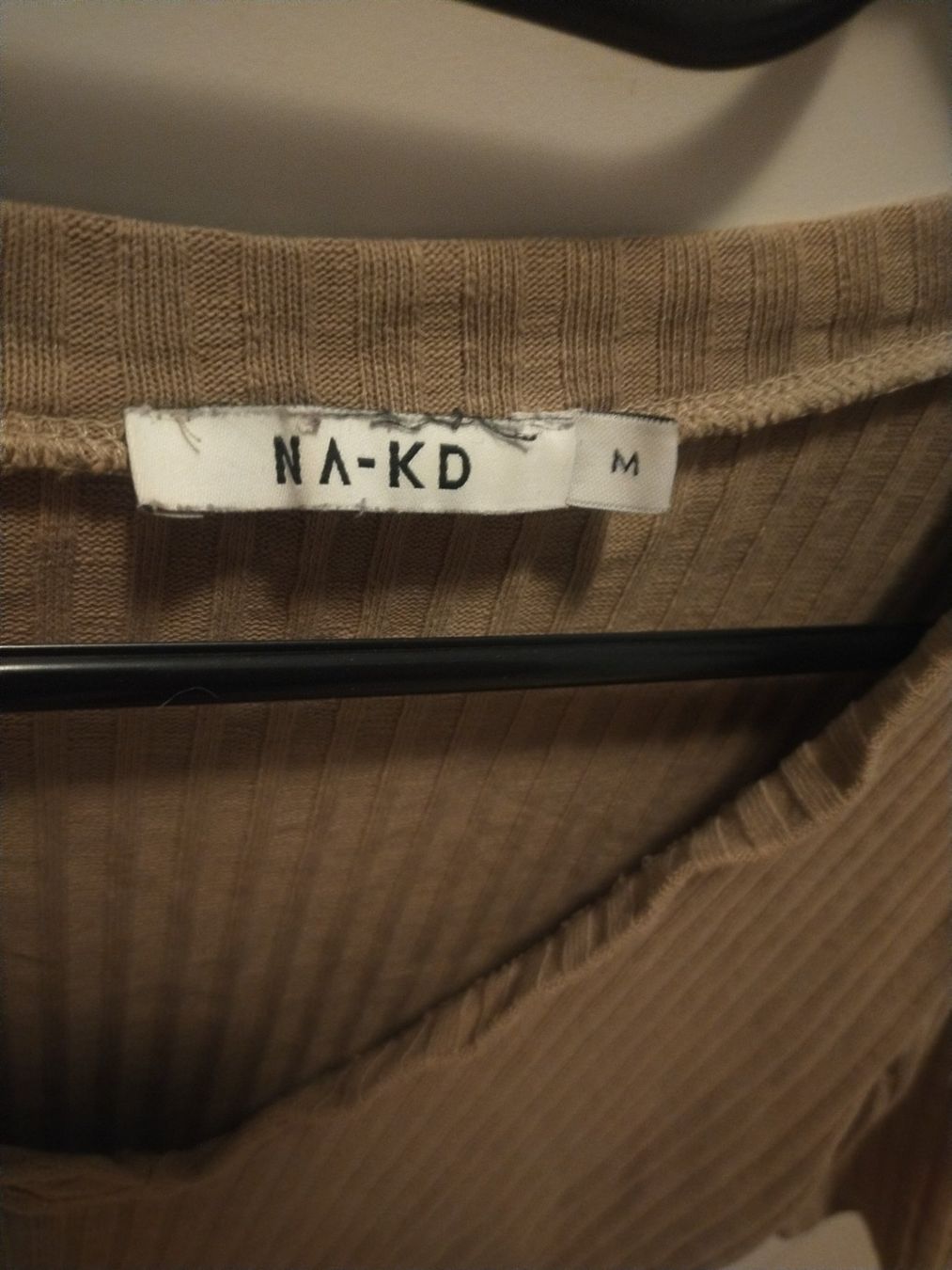 Na-kd Tops: NA-KD Top, Rippstrick, beige, Gr. M – Gebraucht aus Tägerig von mikky02 1