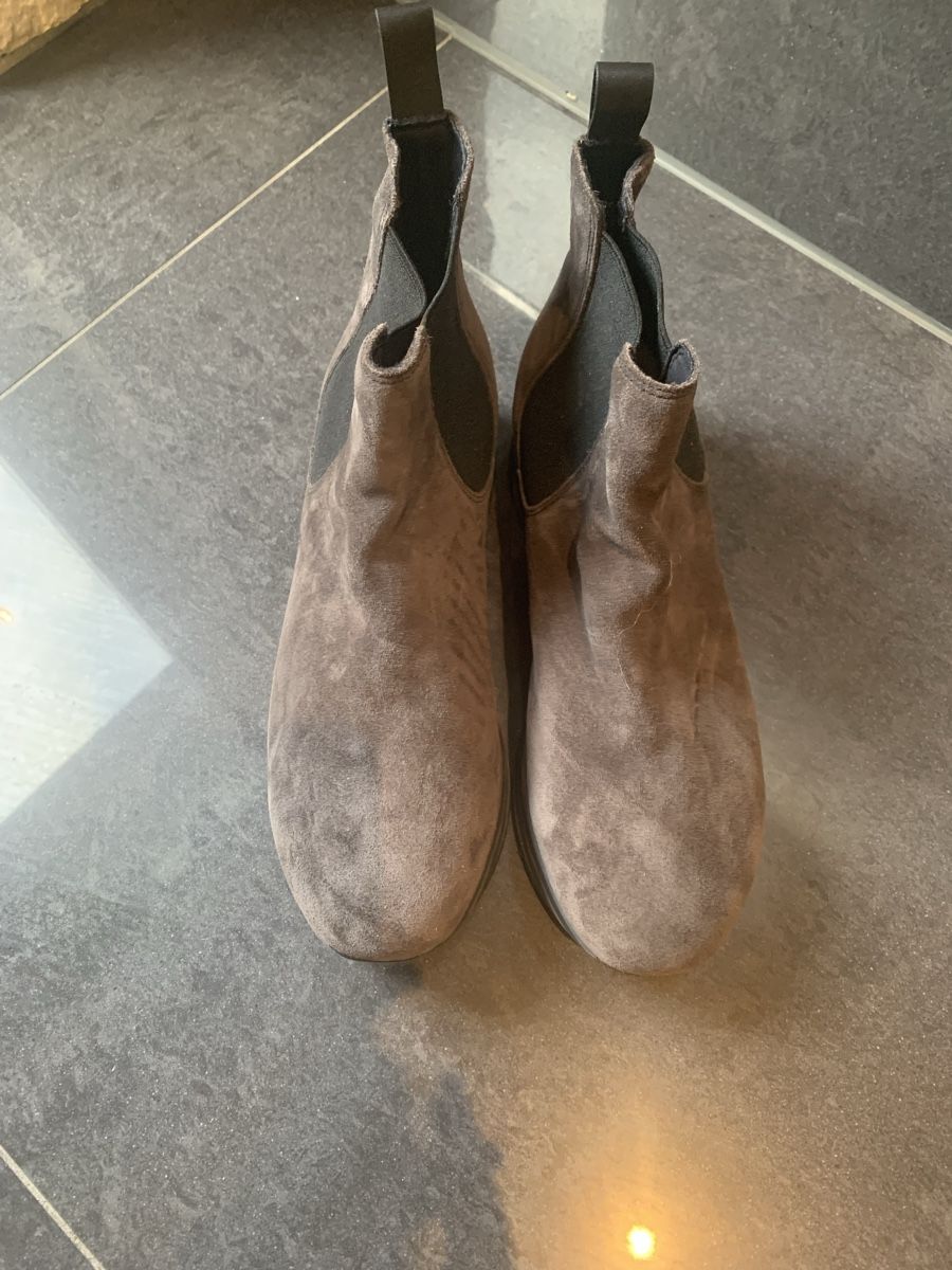 Scarpe da donna: Frau Schuhe – Usato da Bergdietikon venduto da zor_856j 1