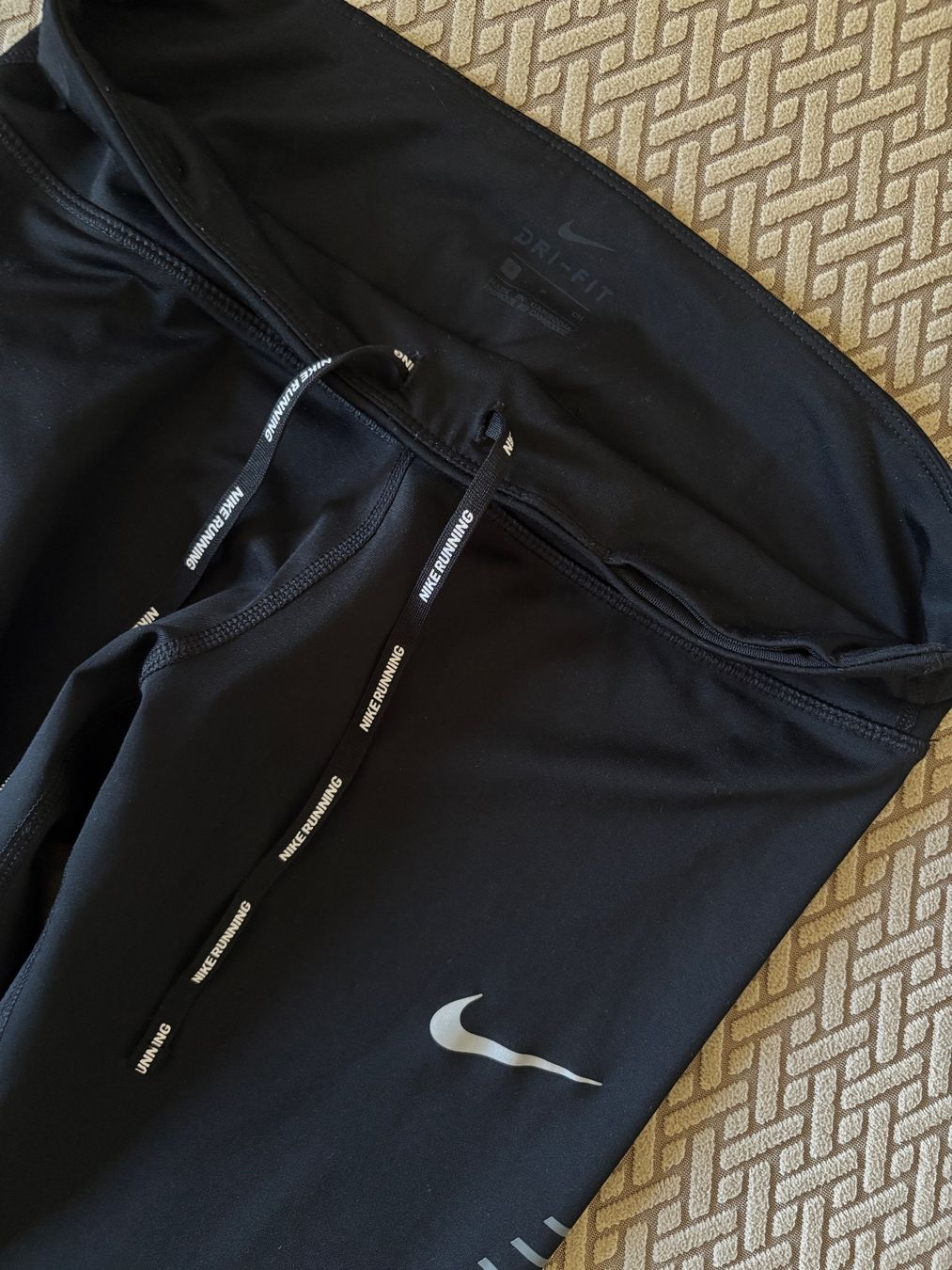 Nike Leggings: Leggings – Usato da Bern venduto da ViksiBash 5
